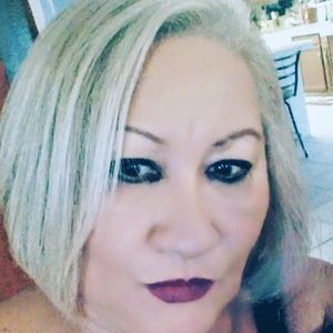 Meet your Posher, Lily